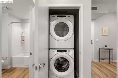 260 Brooklyn Basin Way #427, Oakland, CA 94606 - Photo 19