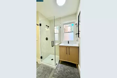 585 10th St, San Jose, CA 95112 - Photo 19