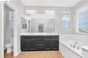 8461 Pinehollow Cir, Discovery Bay, CA 94505 - Photo 25