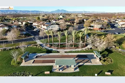 8461 Pinehollow Cir, Discovery Bay, CA 94505 - Photo 33