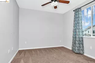 8461 Pinehollow Cir, Discovery Bay, CA 94505 - Photo 19