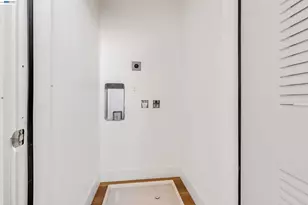 1887 Cook Ct, Santa Clara, CA 95050 - Photo 39