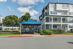 1205 Melville Square, Richmond, CA 94804 - Photo 25