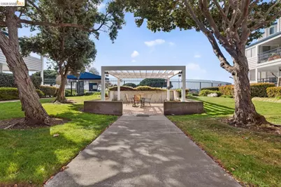 1205 Melville Sq #204, Richmond, CA 94804 - Photo 31