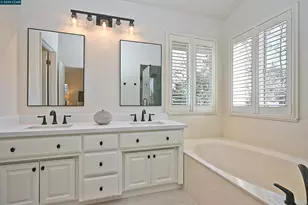 672 Enrica Ln, Walnut Creek, CA 94597 - Photo 29