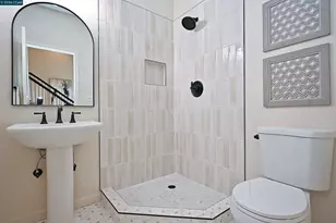 672 Enrica Ln, Walnut Creek, CA 94597 - Photo 19