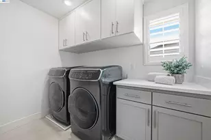 37879 Seafarer Rd, Newark, CA 94560 - Photo 45