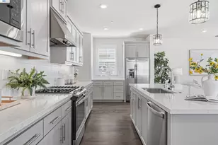 37879 Seafarer Rd, Newark, CA 94560 - Photo 9