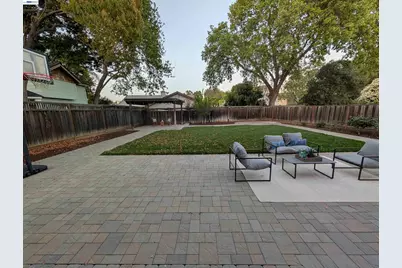 15350 Calle Enrique, Morgan Hill, CA 95037 - Photo 57