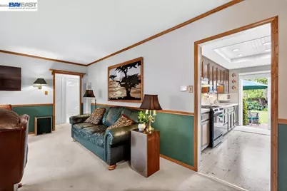 26589 Colette St, Hayward, CA 94544 - Photo 17