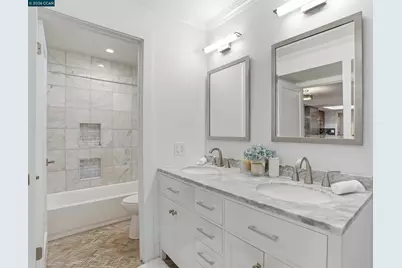 2560 Oak Rd #122, Walnut Creek, CA 94597 - Photo 19