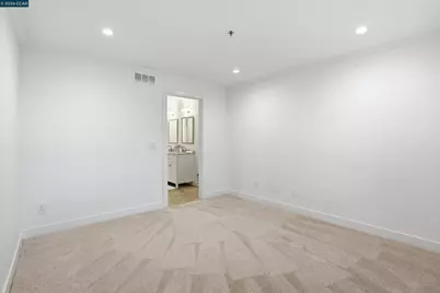 2560 Oak Rd #122, Walnut Creek, CA 94597 - Photo 17