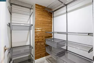 2560 Oak Rd, Walnut Creek, CA 94597 - Photo 21