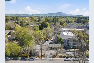 2560 Oak Rd #122, Walnut Creek, CA 94597 - Photo 31