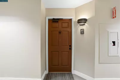 2560 Oak Rd #122, Walnut Creek, CA 94597 - Photo 3