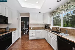 2126 Spring Lake Ct, Martinez, CA 94553 - Photo 7