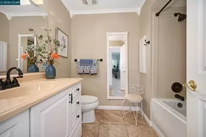 2126 Spring Lake Ct, Martinez, CA 94553 - Photo 19