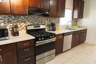 2921 Havenscourt Blvd, Oakland, CA 94605 - Photo 9