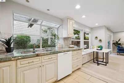 30 Sea Brg, Alameda, CA 94502 - Photo 9