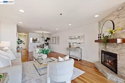 933 Shoreline Dr #203, Alameda, CA 94501 - Photo 3