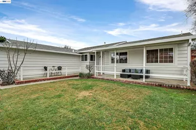 4034 Francisco St, Pleasanton, CA 94566 - Photo 5