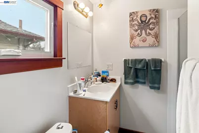 1527 8th St, Alameda, CA 94501 - Photo 17