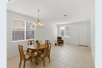 4035 Mount Day Ct, Antioch, CA 94531 - Photo 3