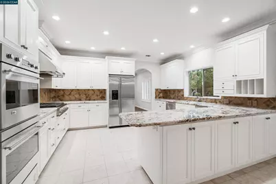 208 Kaitlyn Ln, Danville, CA 94506 - Photo 13