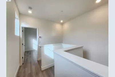 417 Mystic Ln, Pittsburg, CA 94565 - Photo 17