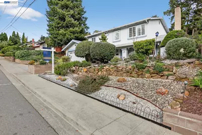 5827 Cold Water Drive, Castro Valley, CA 94552 - Photo 3