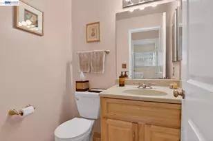 5827 Cold Water Dr, Castro Valley, CA 94552 - Photo 33