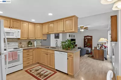 5827 Cold Water Drive, Castro Valley, CA 94552 - Photo 11