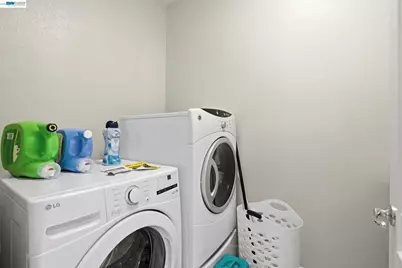 1718 Kyle Dayton Dr, Tracy, CA 95376 - Photo 31