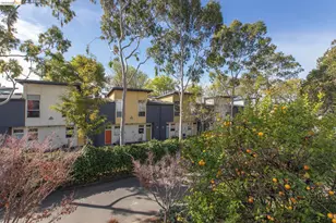 3240 Peralta St, Oakland, CA 94608 - Photo 43