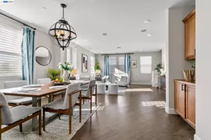 1038 Giacomo Ln, San Jose, CA 95131 - Photo 9