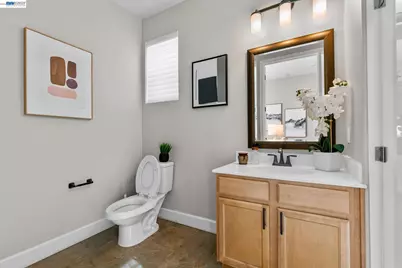 1038 Giacomo Ln, San Jose, CA 95131 - Photo 39