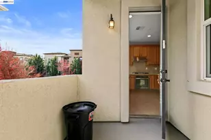 1038 Giacomo Ln, San Jose, CA 95131 - Photo 21