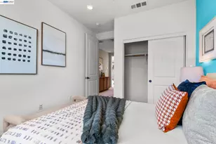 1038 Giacomo Ln, San Jose, CA 95131 - Photo 31