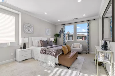 1038 Giacomo Ln, San Jose, CA 95131 - Photo 23