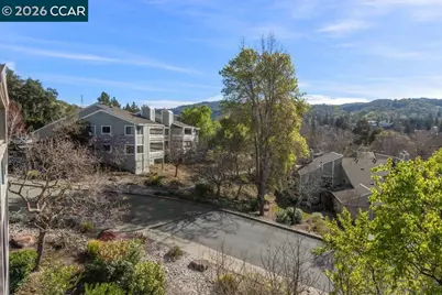 3050 Rossmoor Parkway #3, Walnut Creek, CA 94595 - Photo 11