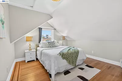 2214 Clinton Ave, Alameda, CA 94501 - Photo 37