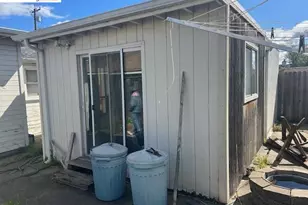 7625 Hillside St, Oakland, CA 94605 - Photo 9