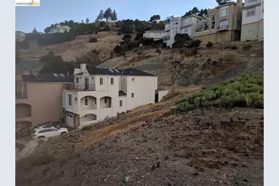 0 Redwood Rd, Oakland, CA 94619 - Photo 17