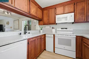 701 Center Ave, Martinez, CA 94553 - Photo 7