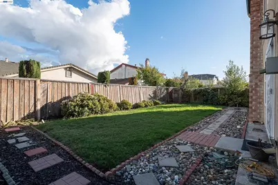 3138 Chimney Ct, Union City, CA 94587 - Photo 37