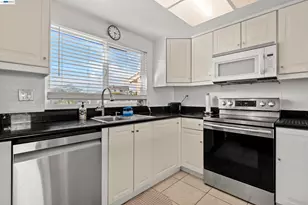 3138 Chimney Ct, Union City, CA 94587 - Photo 11