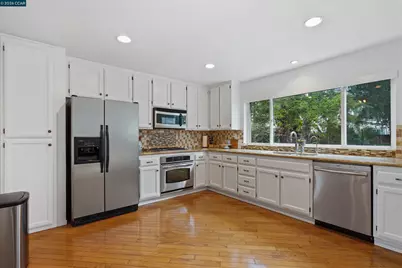 2175 Bluerock Circle, Concord, CA 94521 - Photo 11