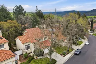 2175 Bluerock Cir, Concord, CA 94521 - Photo 5