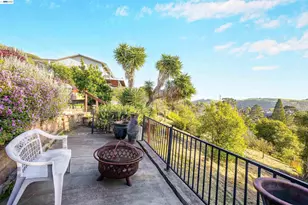 3499 La Mesa Dr, Hayward, CA 94542 - Photo 57