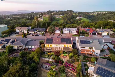 3499 La Mesa Dr, Hayward, CA 94542 - Photo 59